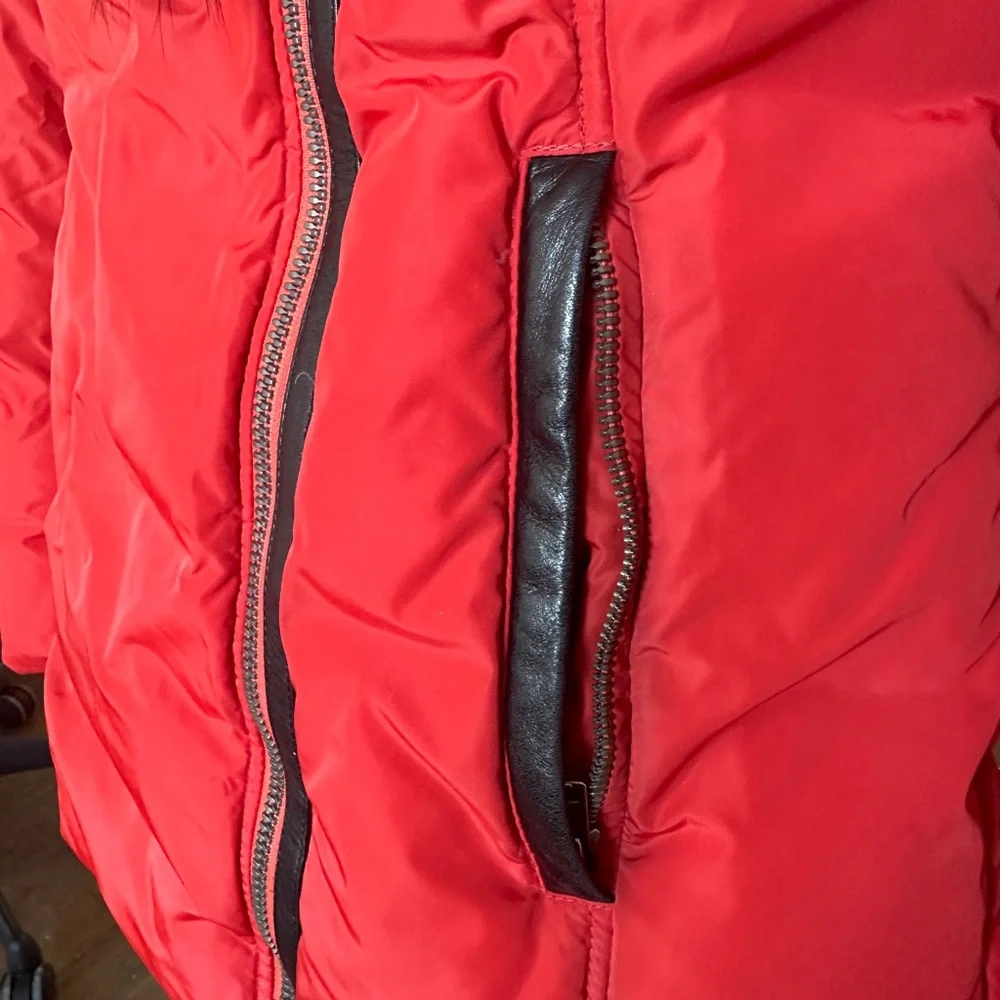 Mackage ADALI down coat with natural fur Signature Mackage Collar - Picture 16 of 17